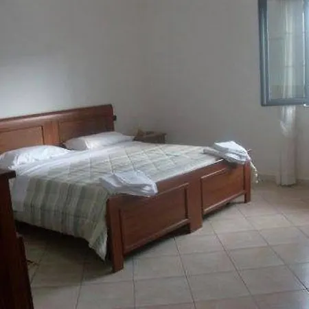 Del Riccio Martirano