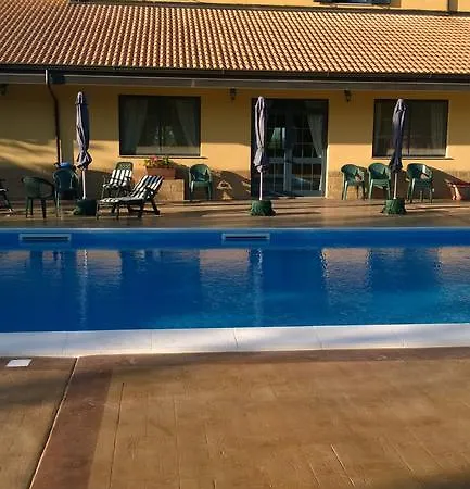 Otel Del Riccio 3*